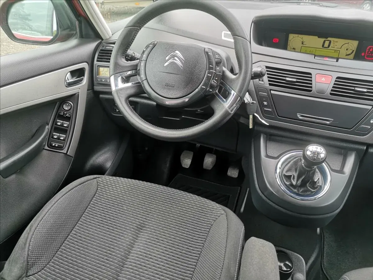 Citroën C4 Picasso - Náhled 7