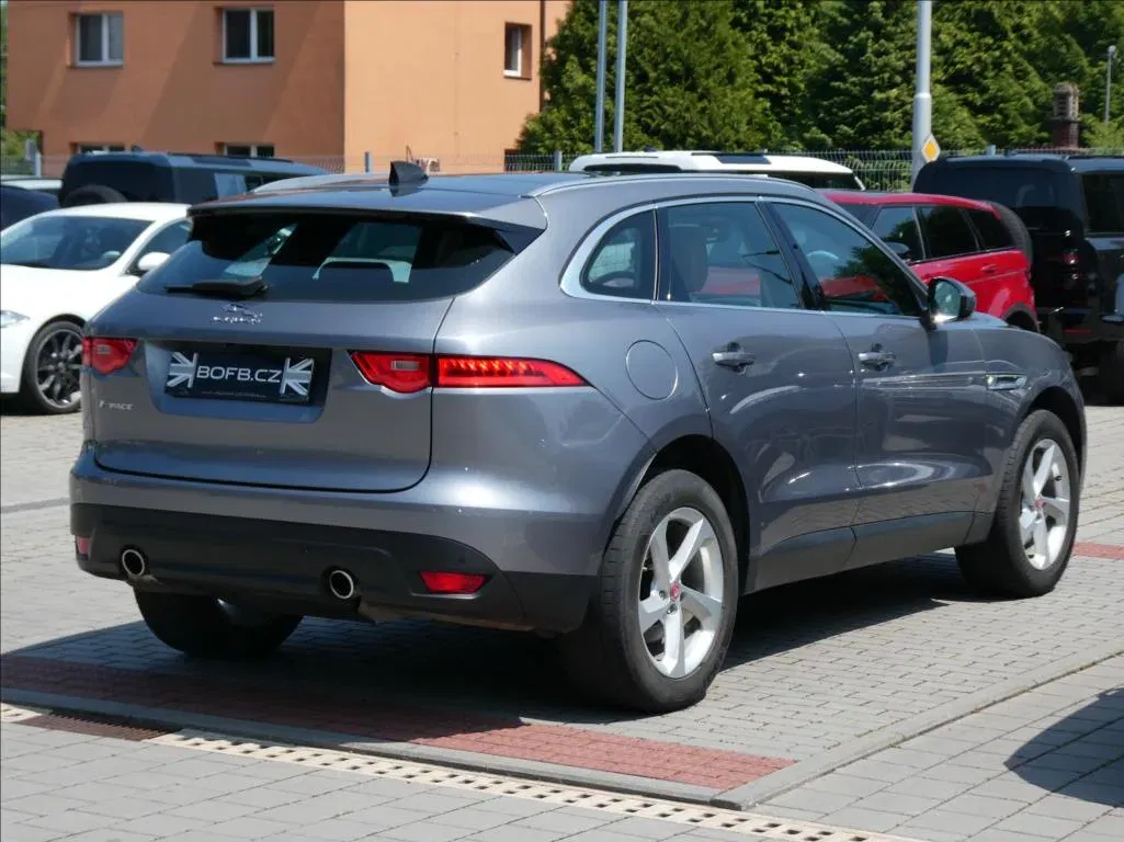 Jaguar F-Pace - Náhled 7