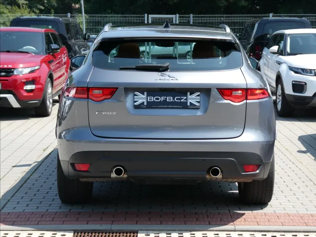 Jaguar F-Pace - Náhled 8