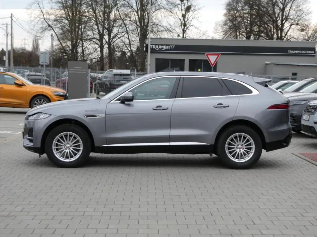 Jaguar F-Pace - Náhled 2