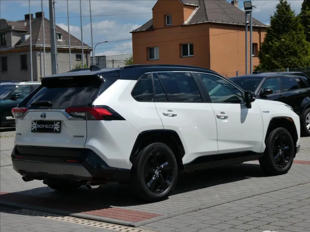 Toyota RAV4 - Náhled 7