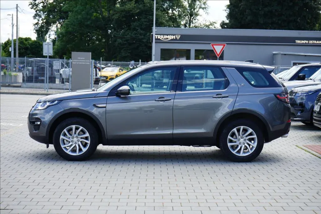 Land Rover Discovery Sport - Náhled 2