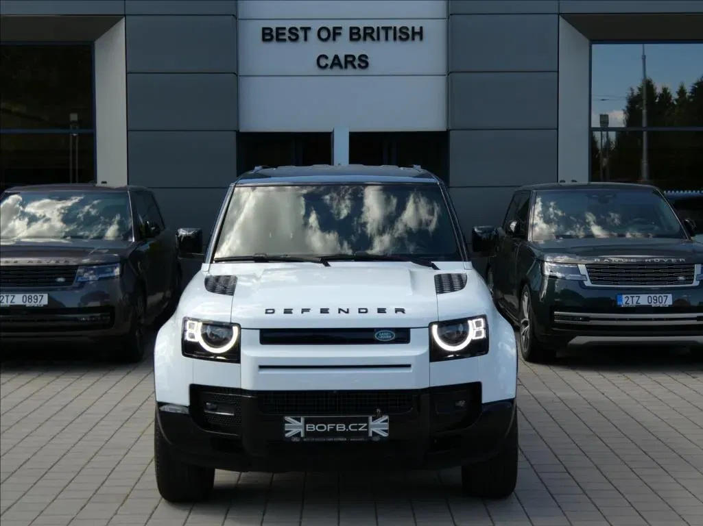 Land Rover Defender 3,0 110 D200 X-Dynamic SE,1maj, 2024