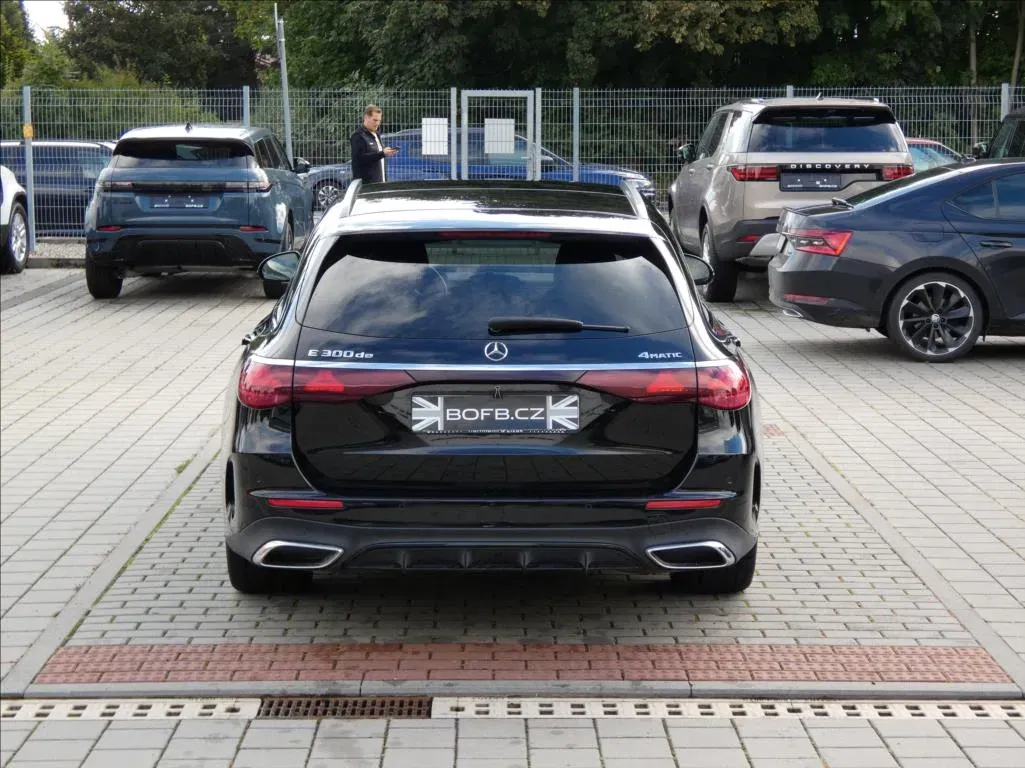 Mercedes-Benz Třídy E - Náhled 6