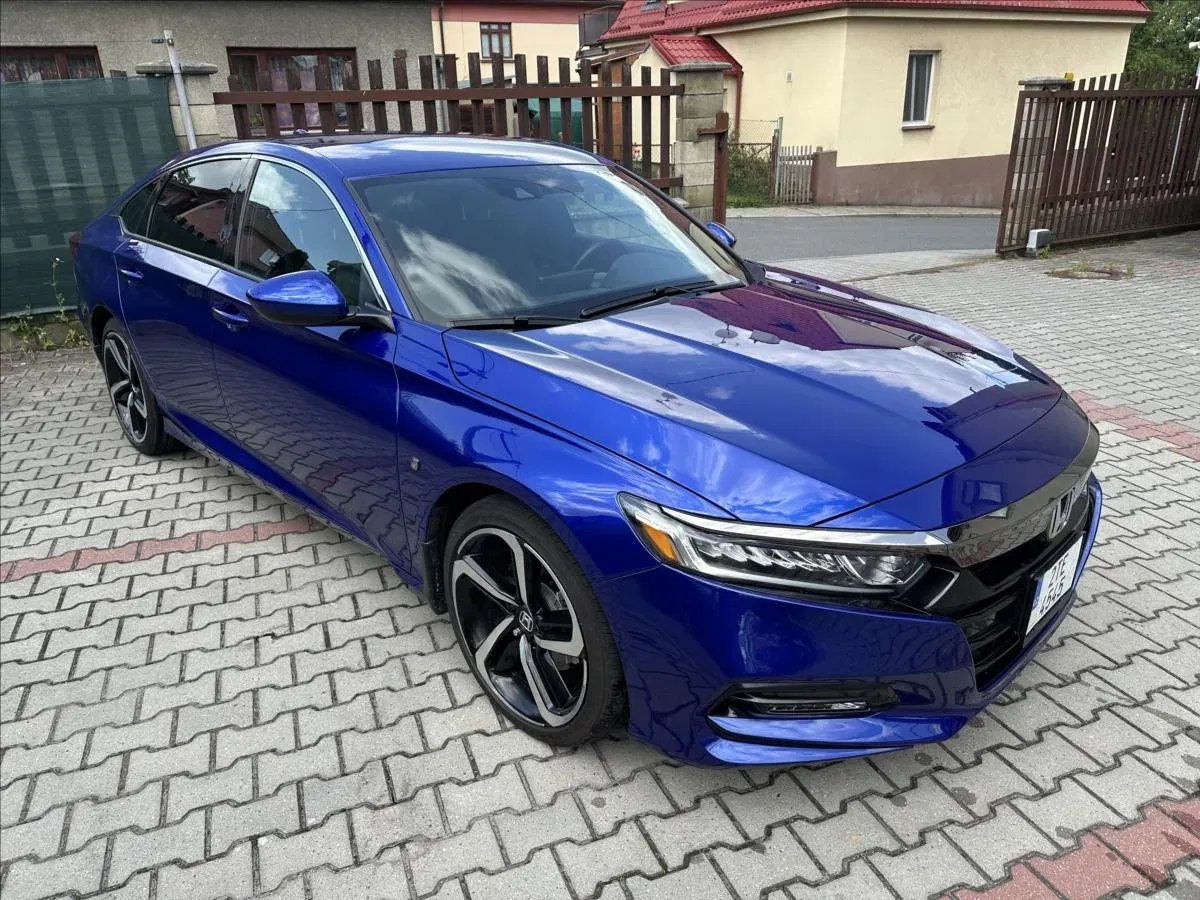 Honda Accord - Obrázek 1