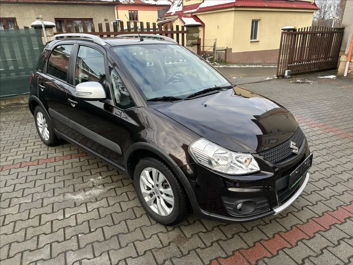 Suzuki SX4 - Obrázek 1