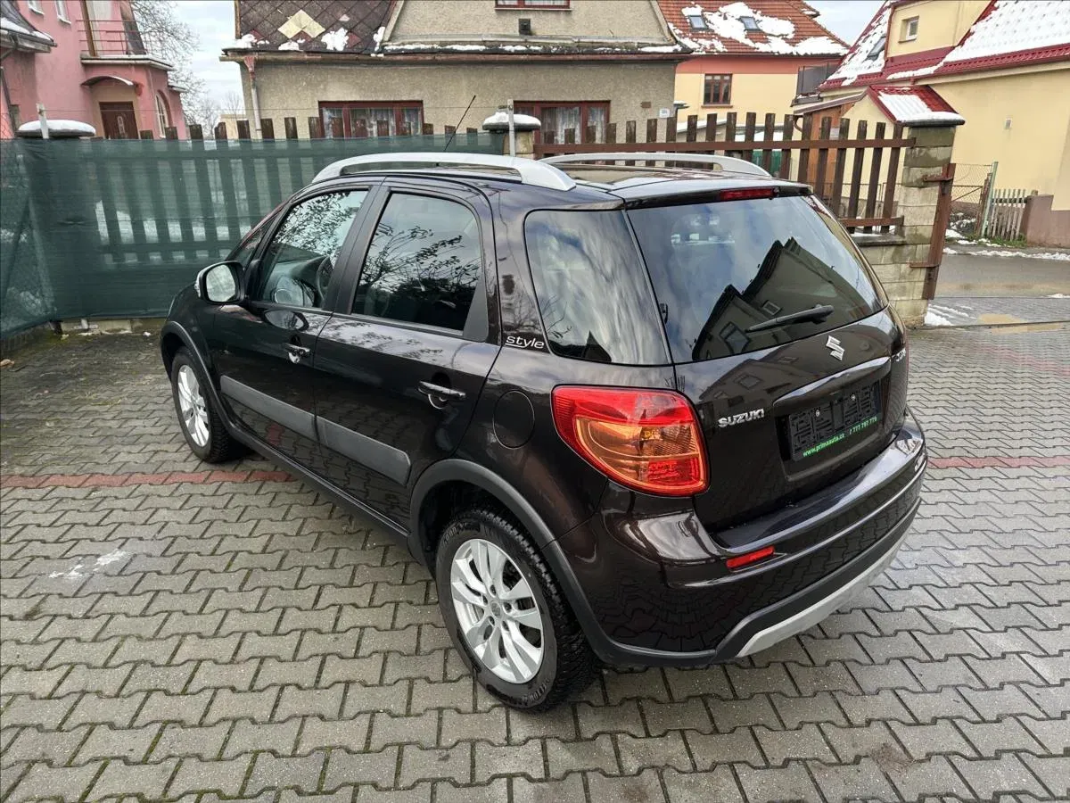 Suzuki SX4 - Náhled 7
