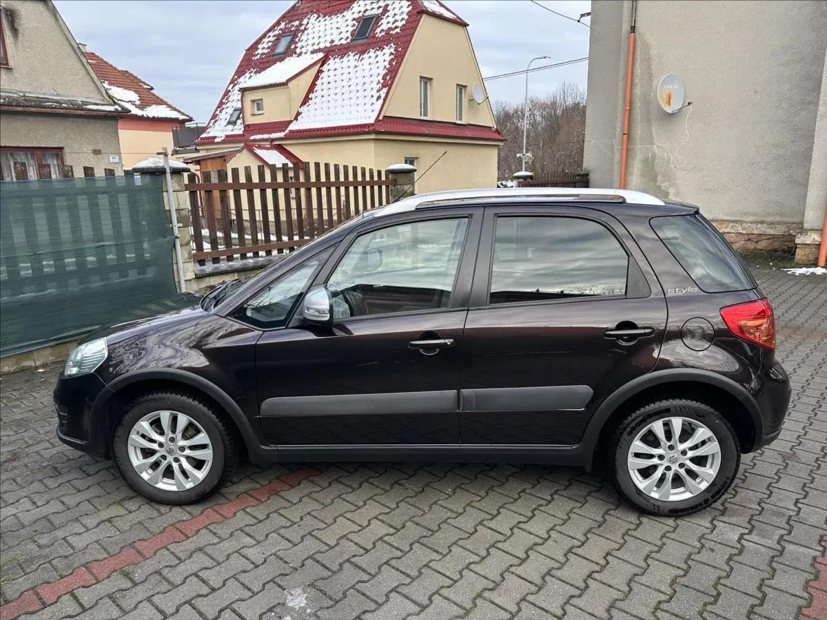 Suzuki SX4 - Náhled 8
