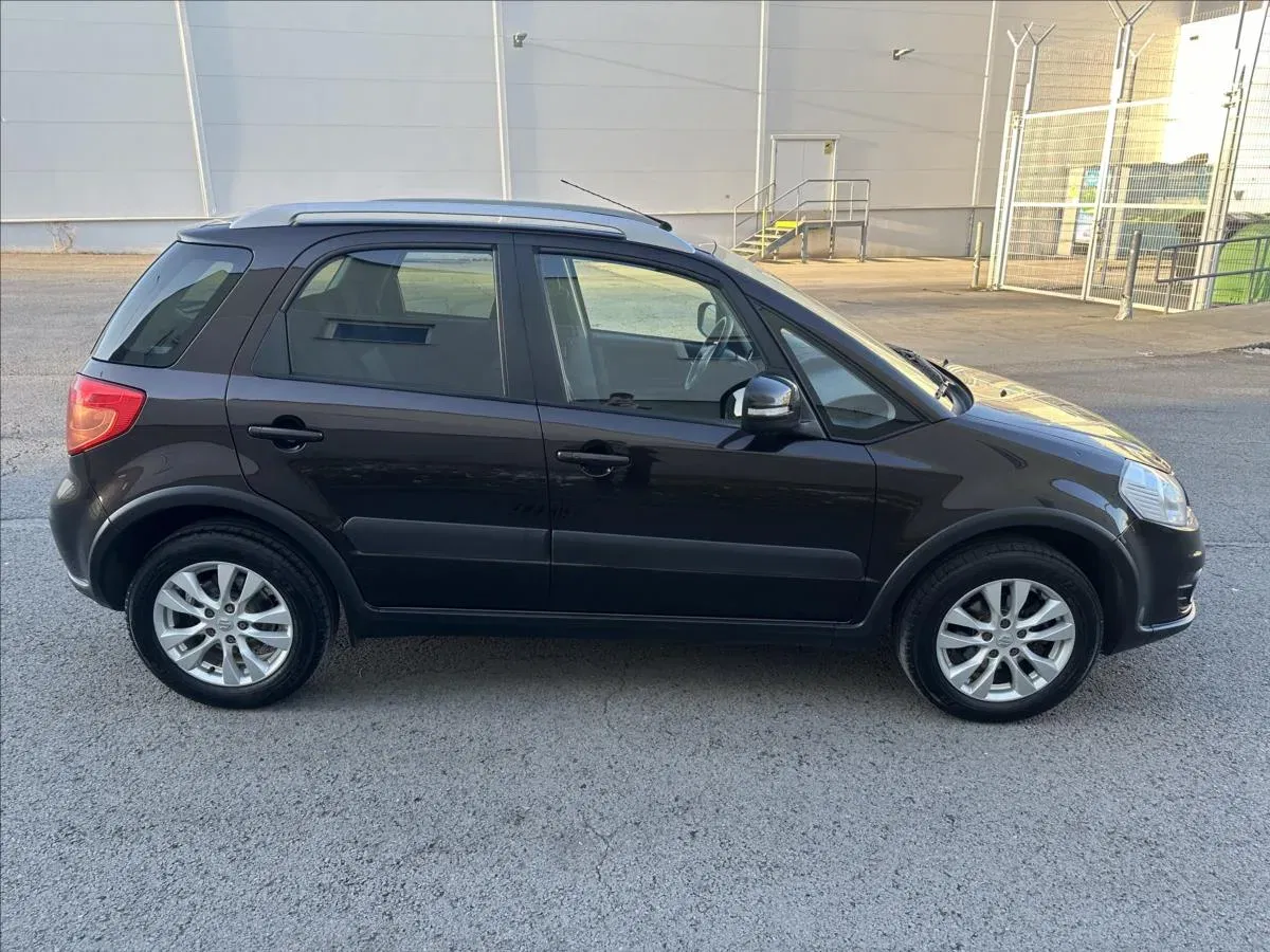 Suzuki SX4 - Náhled 2