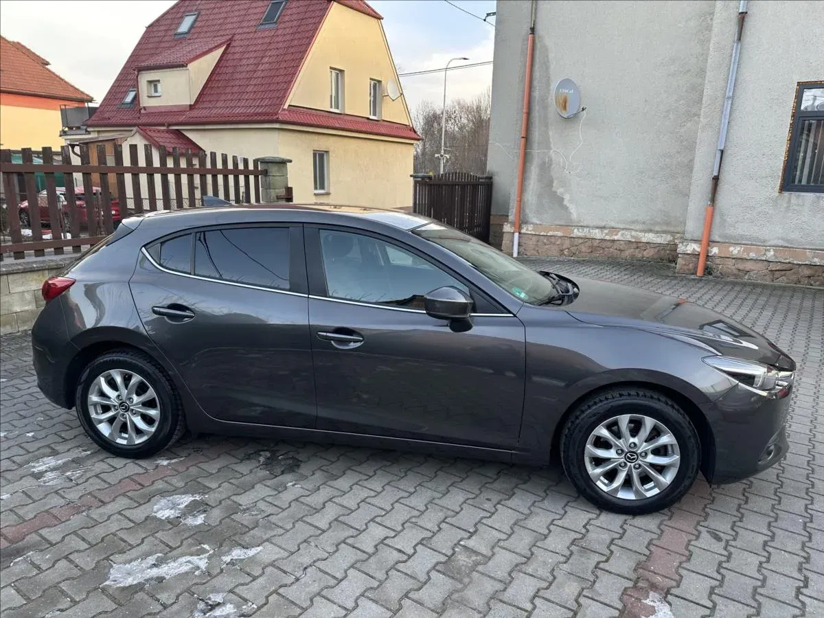 Mazda 3 - Náhled 2