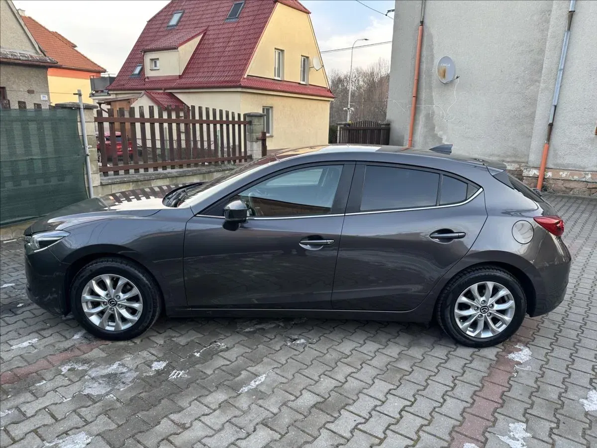 Mazda 3 - Náhled 8