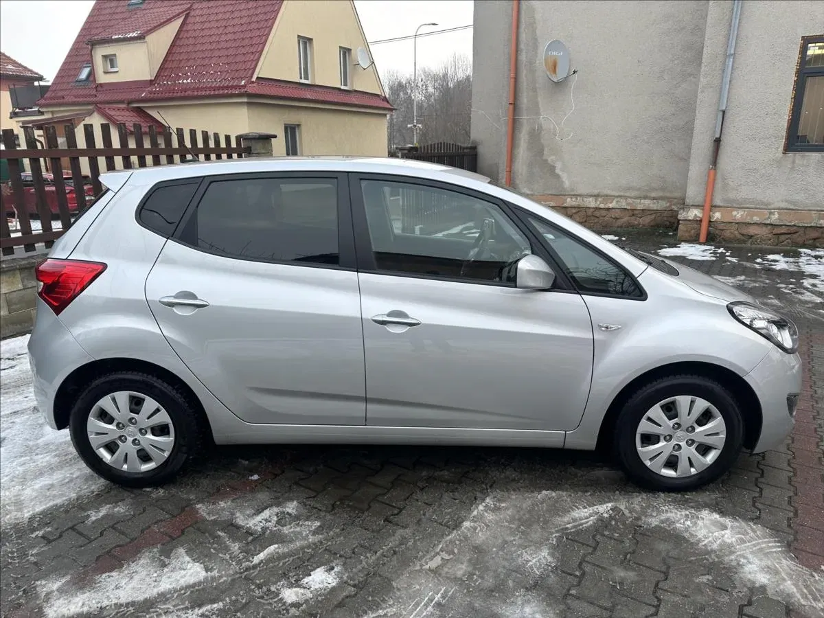 Hyundai ix20 - Náhled 2