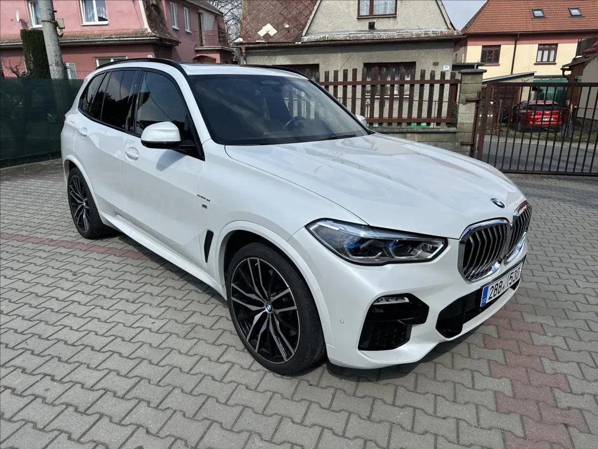 BMW X5 - Obrázek 1