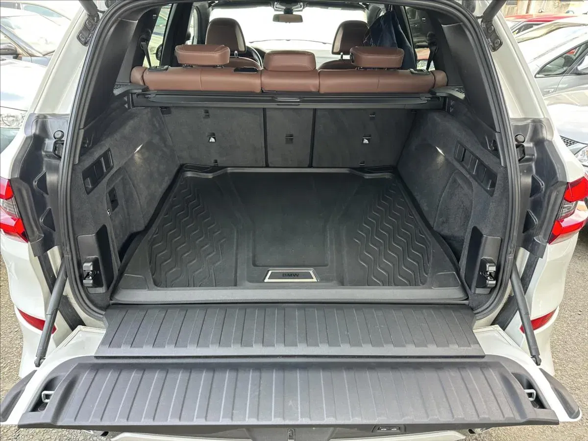 BMW X5 - Náhled 6