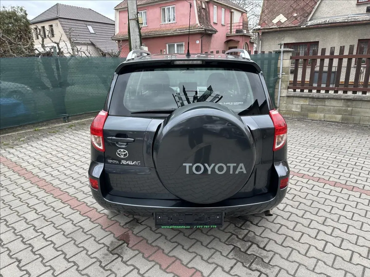 Toyota RAV4 - Náhled 4