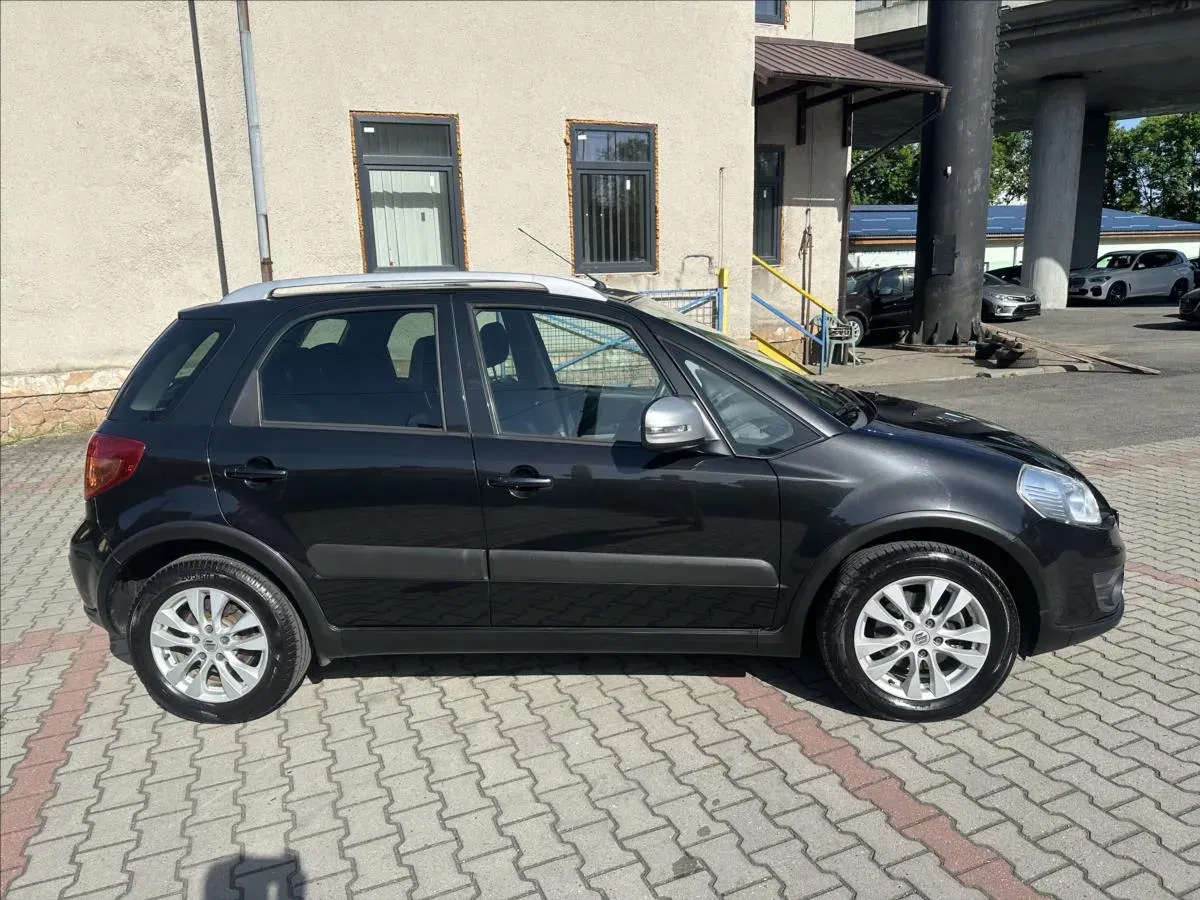 Suzuki SX4 - Náhled 2