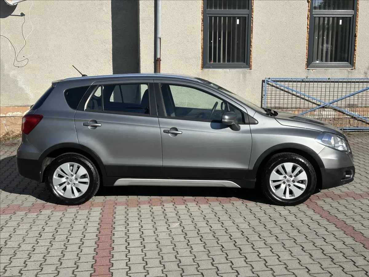 Suzuki SX4 S-Cross - Náhled 2