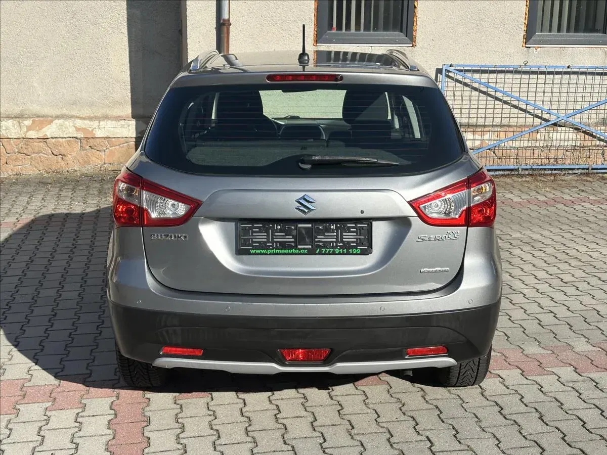 Suzuki SX4 S-Cross - Náhled 6