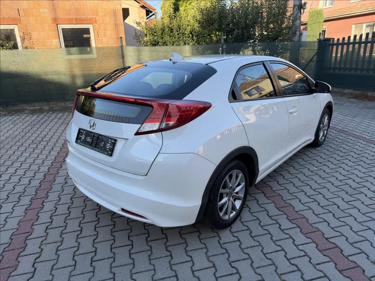 Honda Civic - Náhled 3