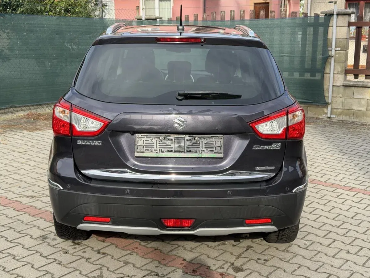 Suzuki SX4 S-Cross - Náhled 6