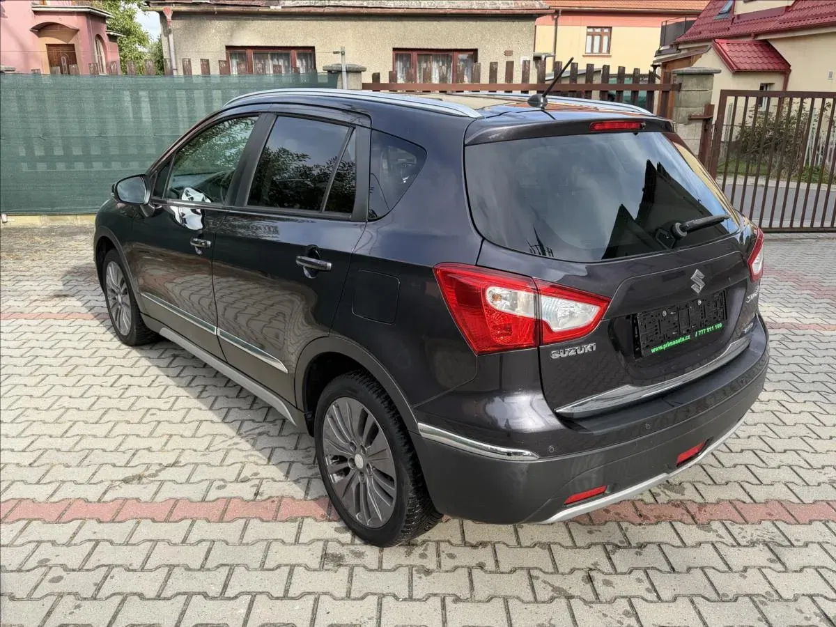 Suzuki SX4 S-Cross - Náhled 7