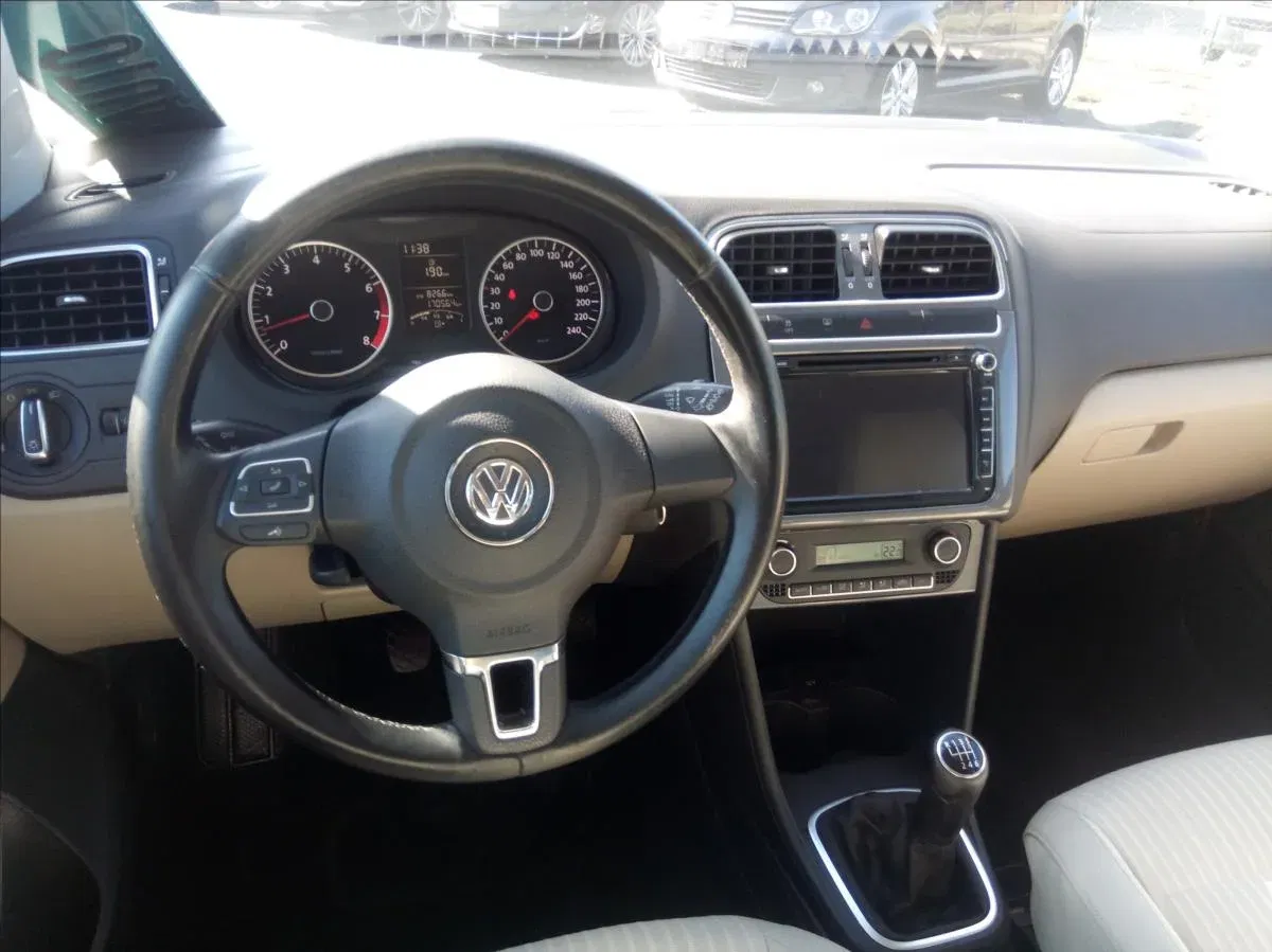 Volkswagen Polo - Náhled 8
