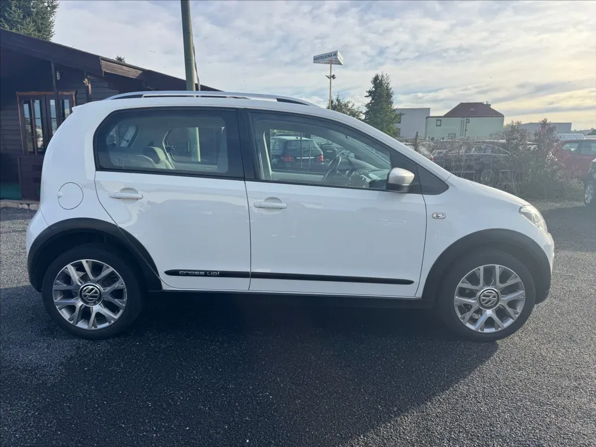 Volkswagen up! - Náhled 6