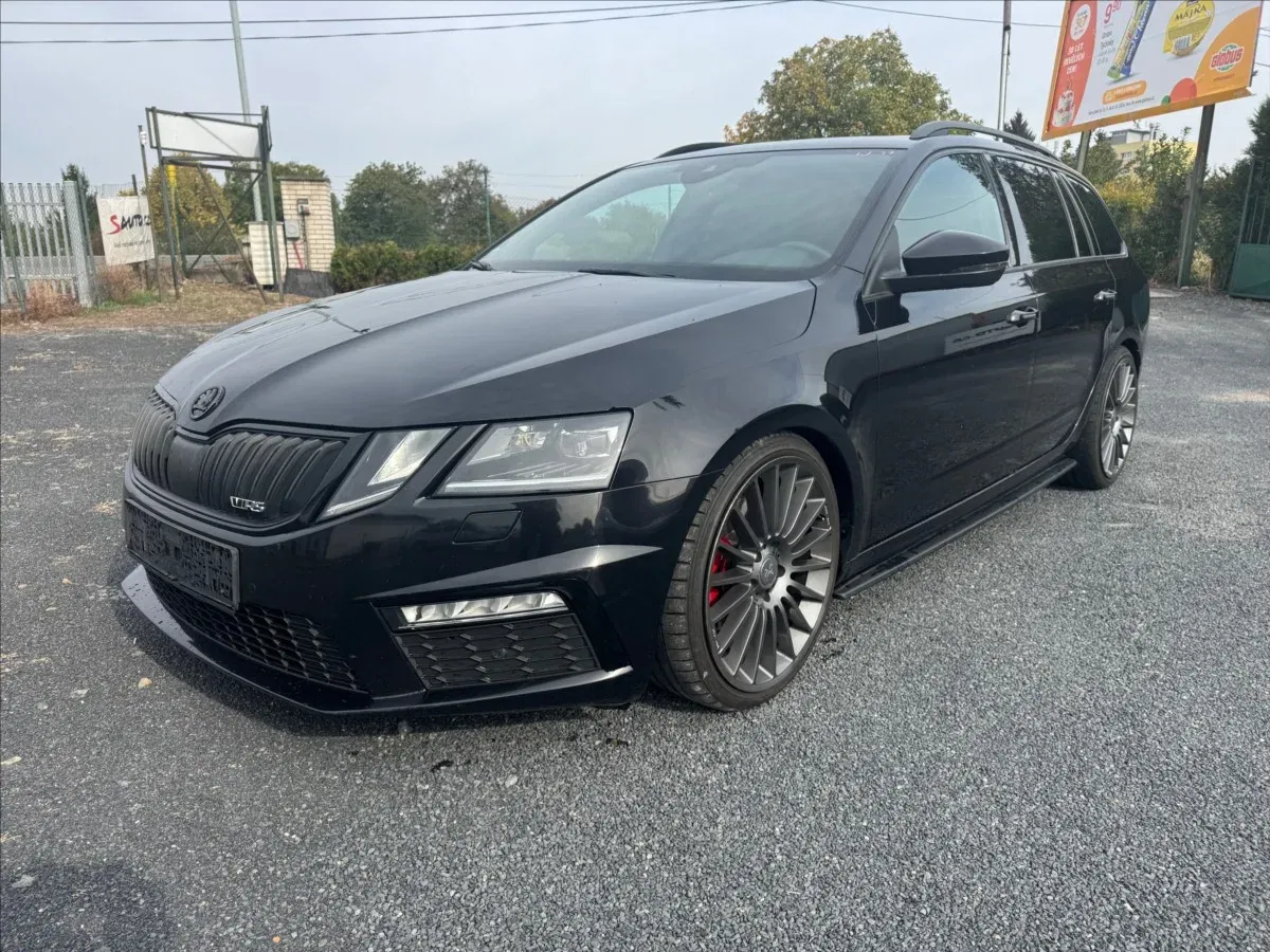 Škoda Octavia – fotografie 1