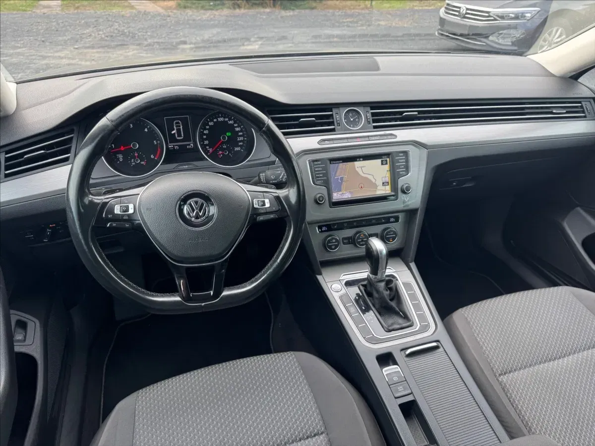 Volkswagen Passat - Náhled 7