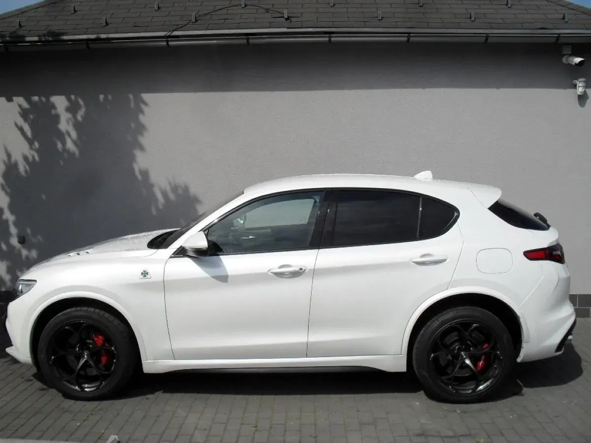 Alfa Romeo Stelvio - Náhled 2