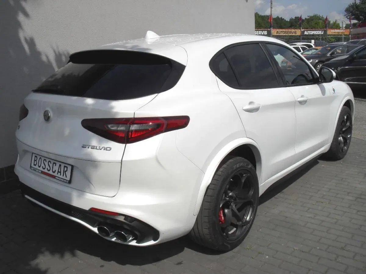 Alfa Romeo Stelvio - Náhled 5