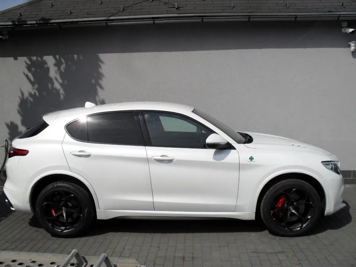 Alfa Romeo Stelvio - Náhled 6