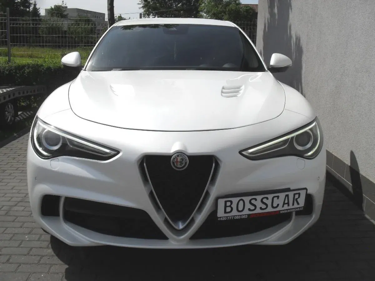 Alfa Romeo Stelvio - Náhled 8