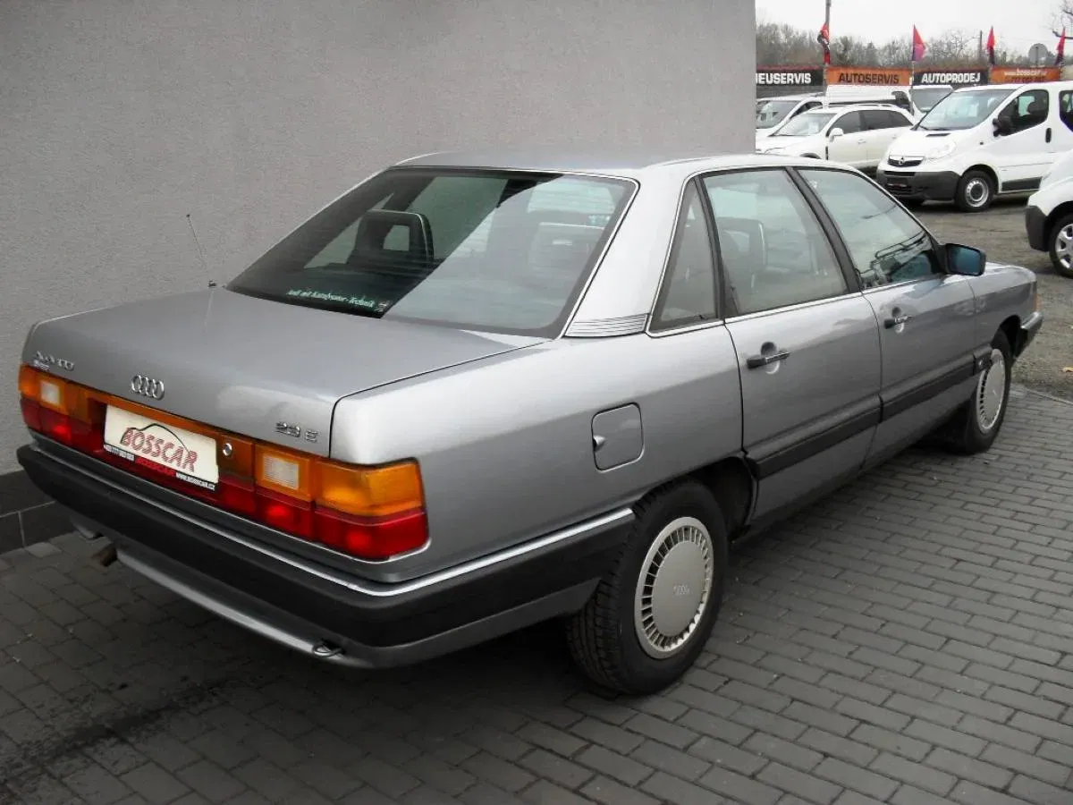 Audi 100 - Náhled 5