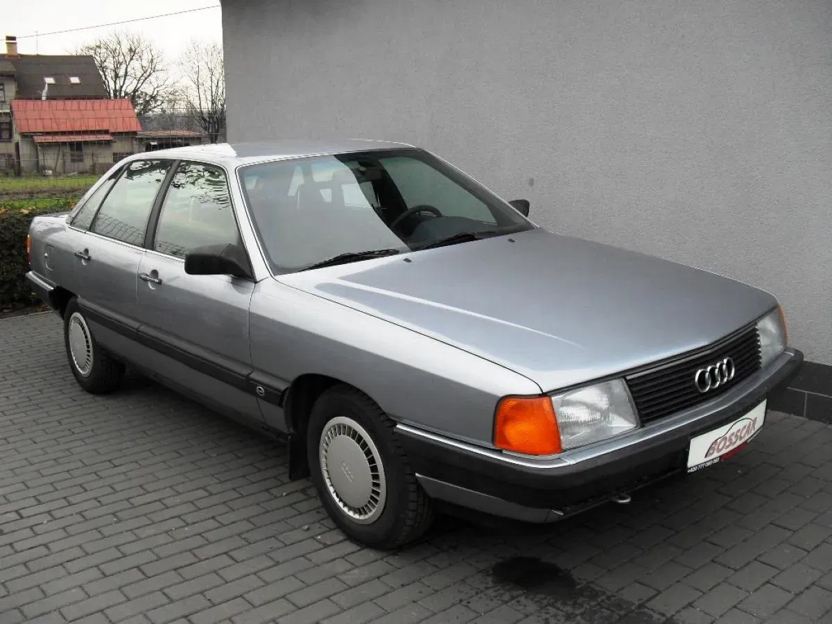 Audi 100 - Náhled 7