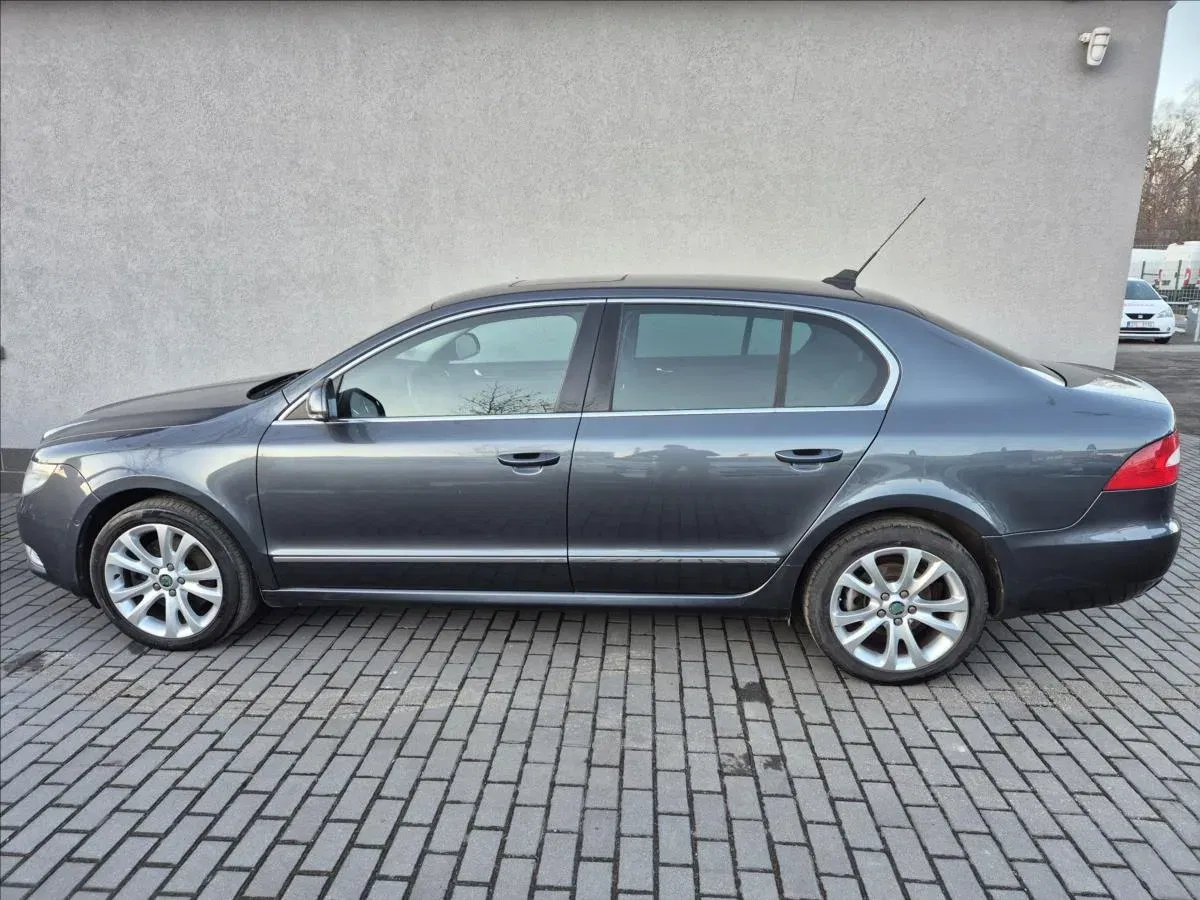 Škoda Superb - Náhled 3