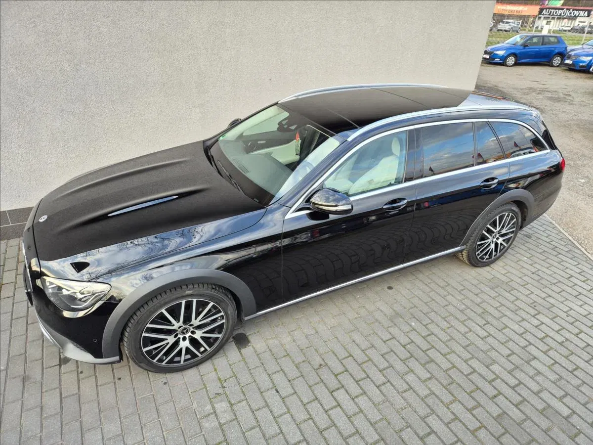 Mercedes-Benz Třídy E - Náhled 2