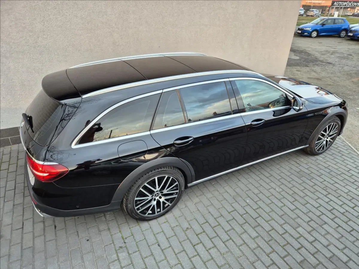 Mercedes-Benz Třídy E - Náhled 7