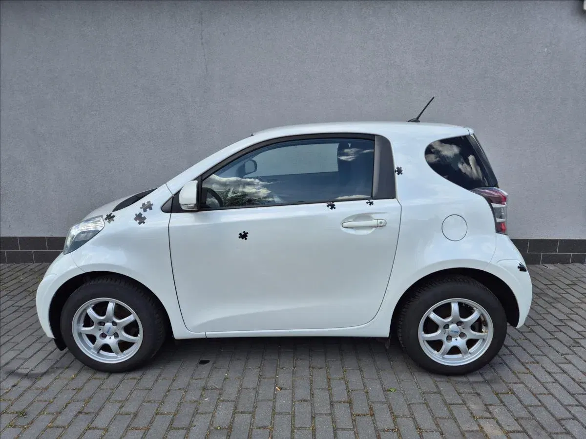 Toyota iQ - Náhled 3