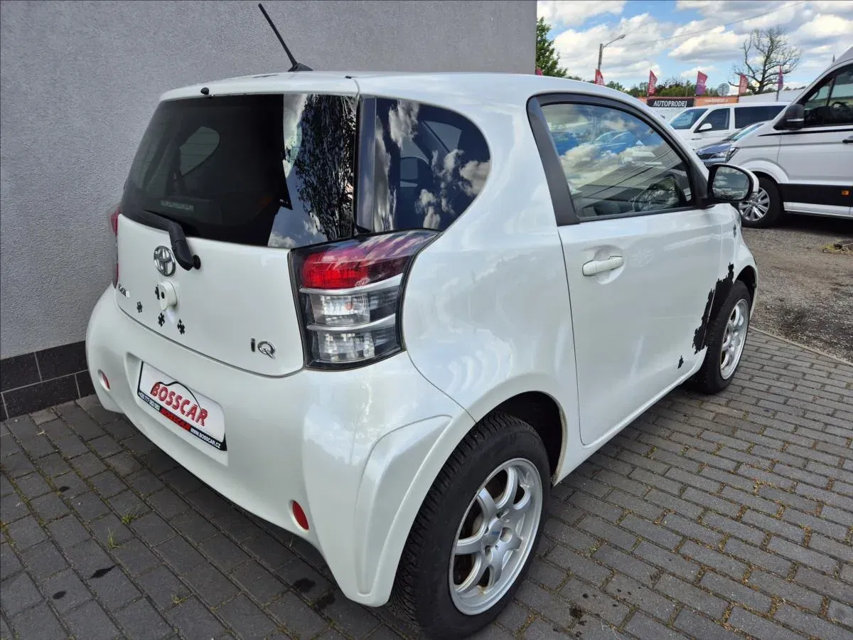 Toyota iQ - Náhled 6