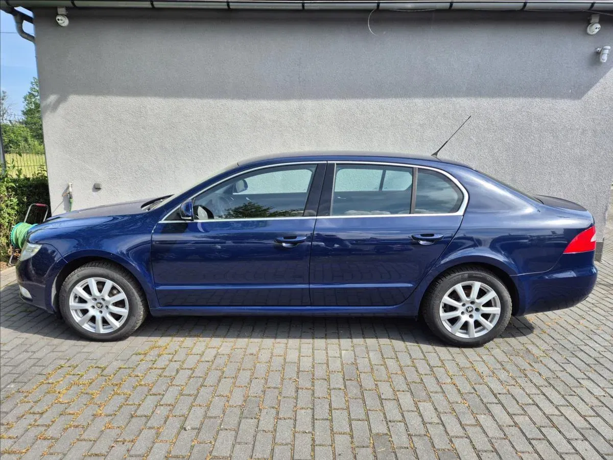 Škoda Superb - Náhled 3