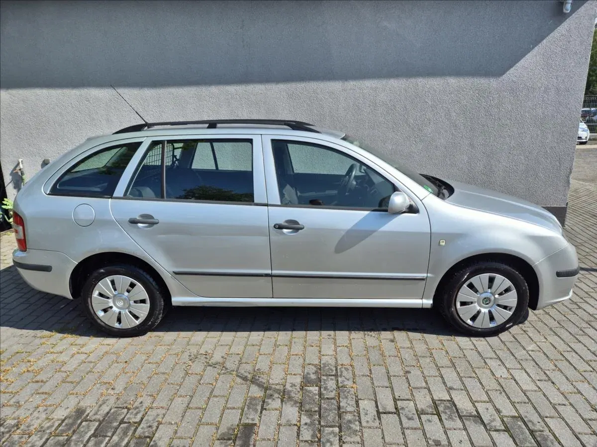 Škoda Fabia - Náhled 8