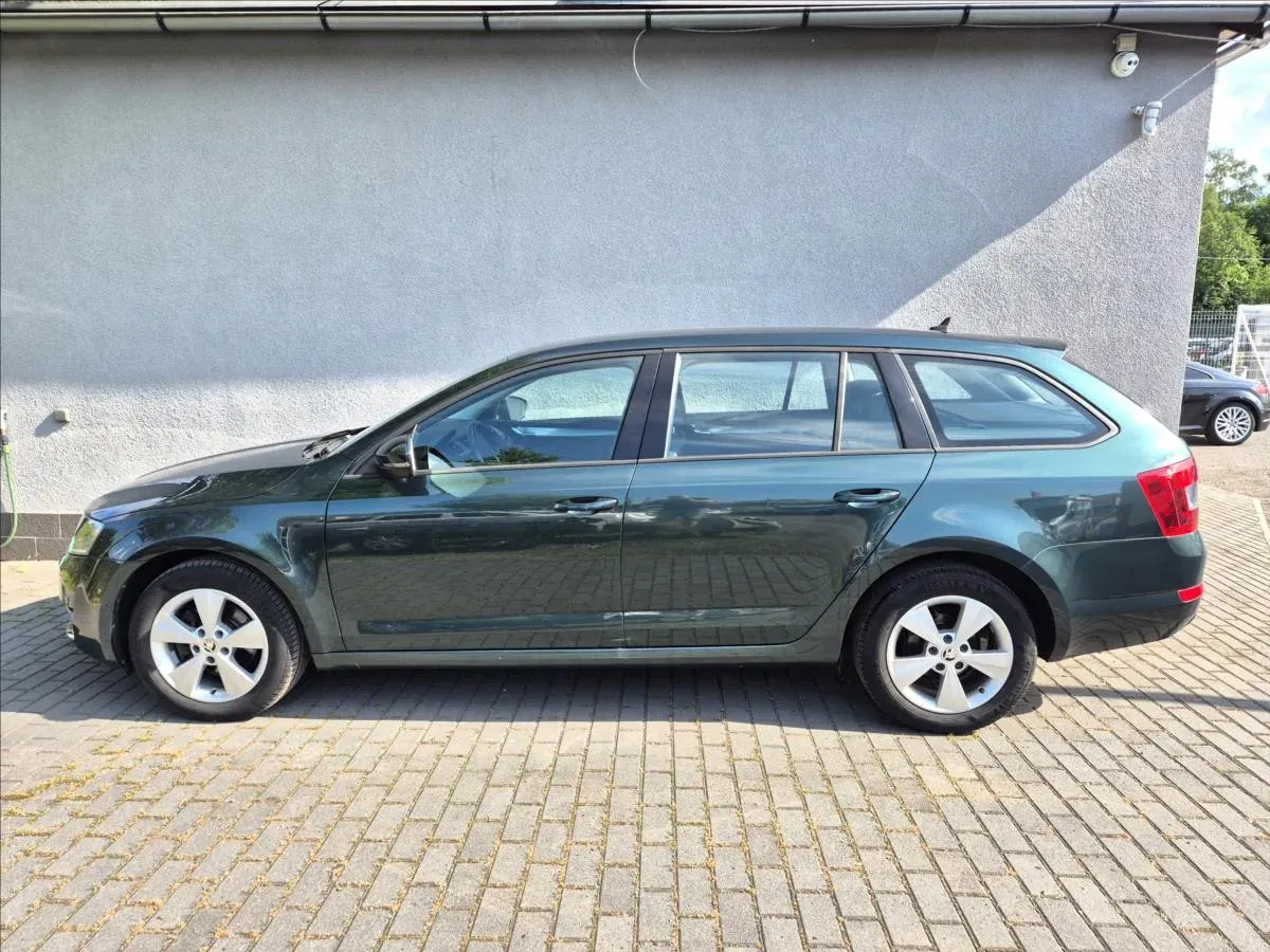 Škoda Octavia - Náhled 3