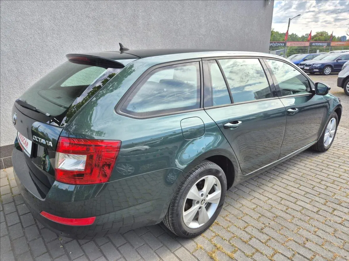 Škoda Octavia - Náhled 6