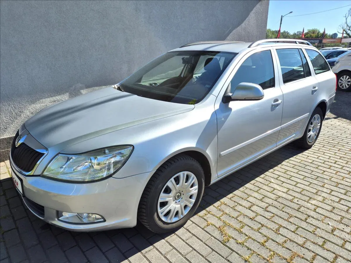 Škoda Octavia – fotografie 1