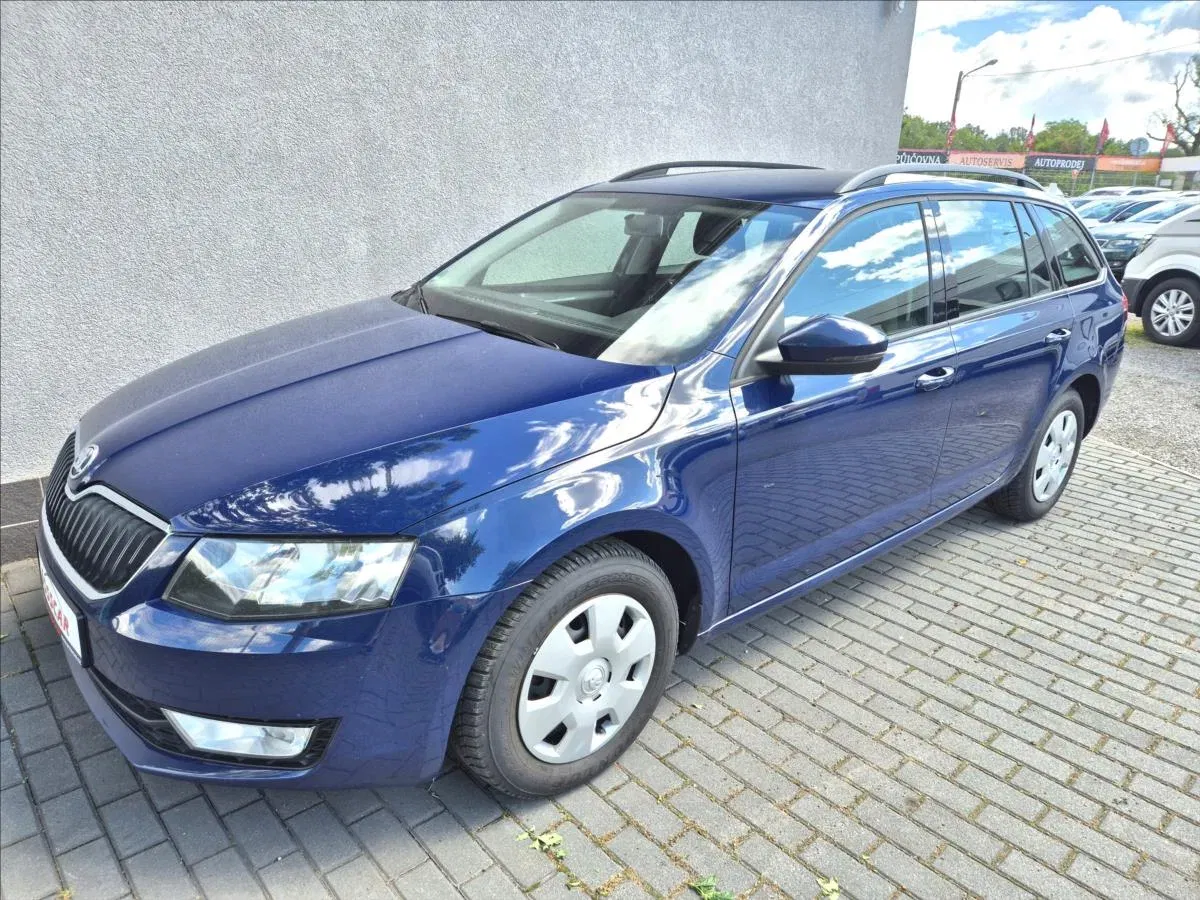 Škoda Octavia – fotografie 1