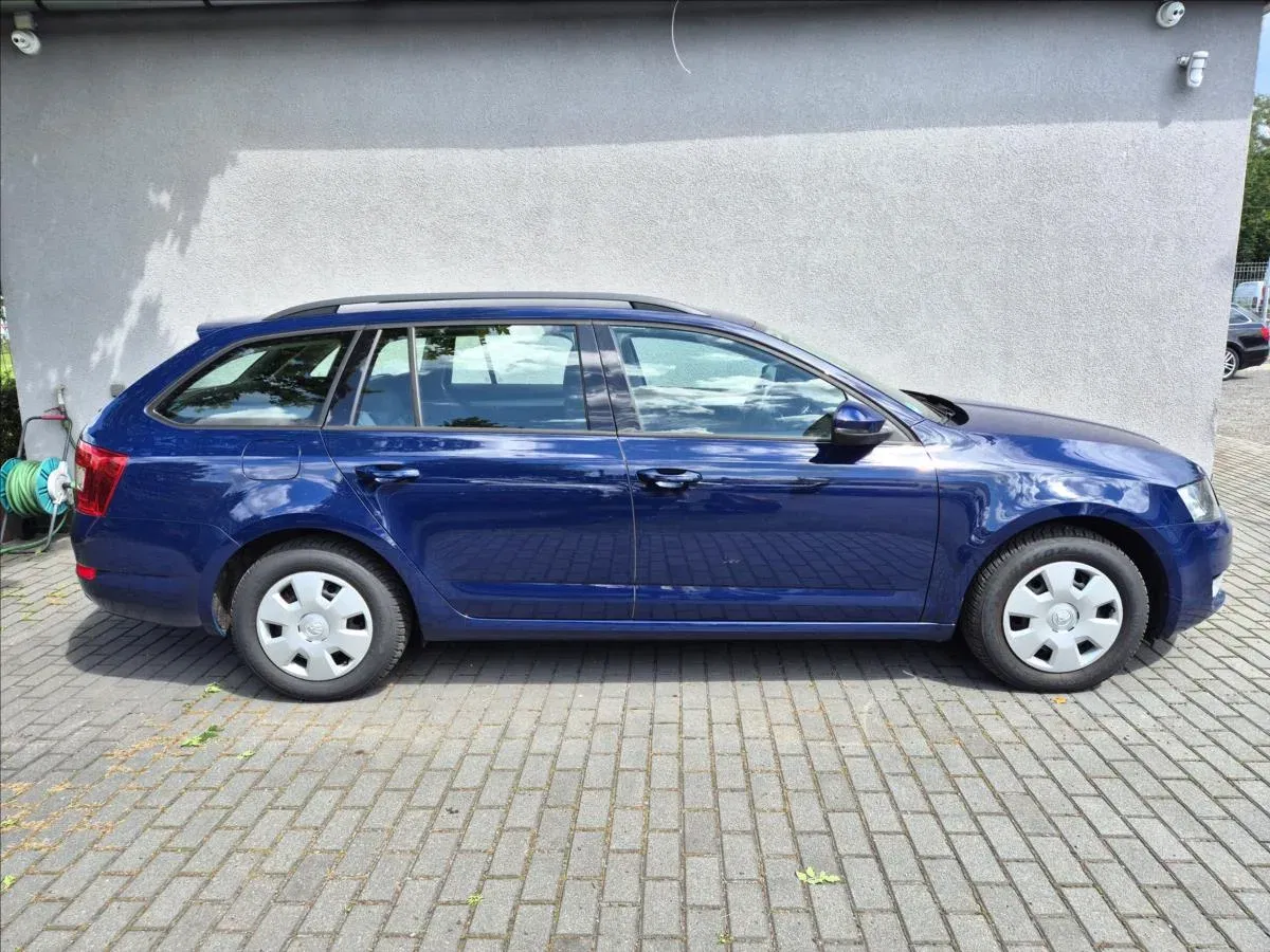 Škoda Octavia - Náhled 8
