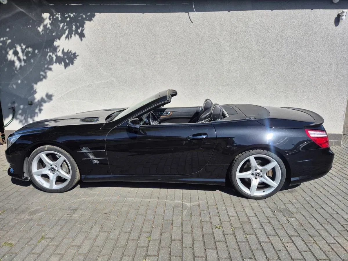 Mercedes-Benz SL - Náhled 3