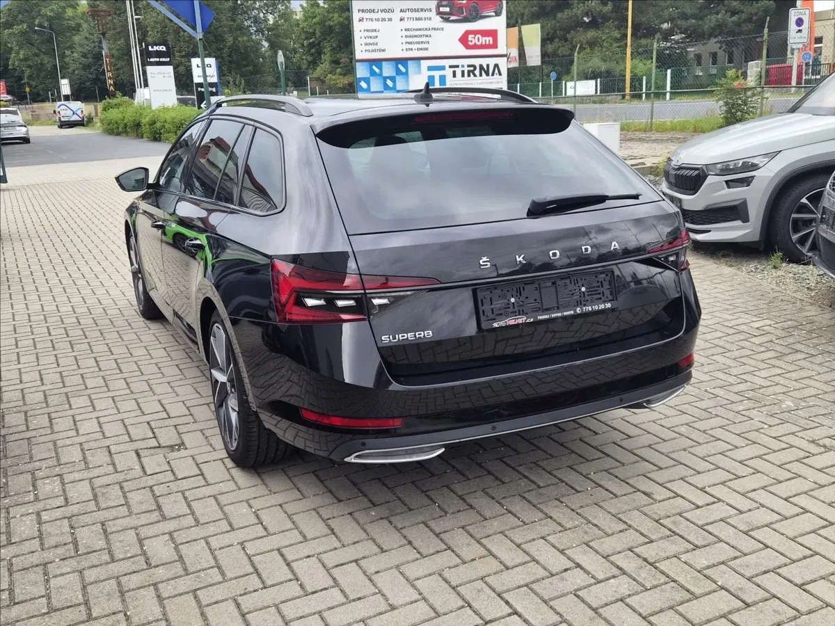 Škoda Superb - Náhled 2