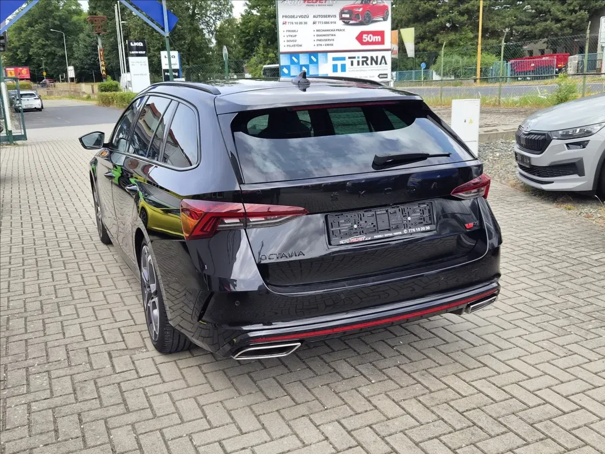 Škoda Octavia - Náhled 2